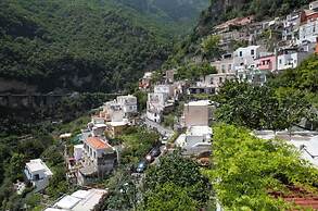 Chiesa Nuova Apt
