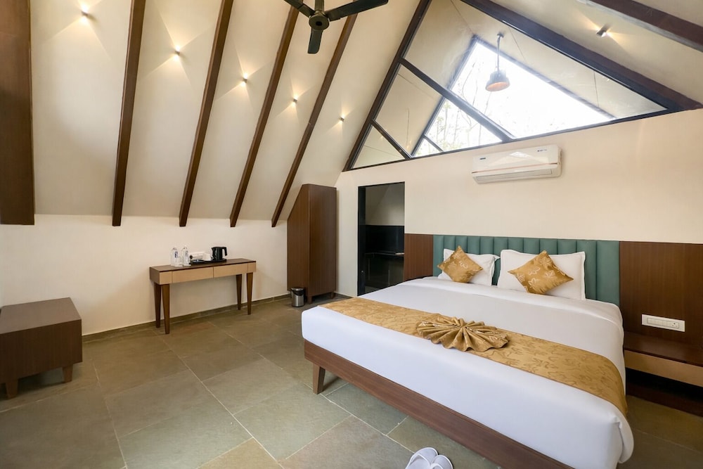 Birds Nest Resort - Thane