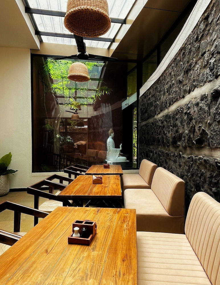 Birds Nest Resort - Thane