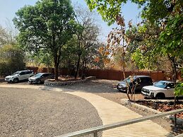 Birds Nest Resort - Thane