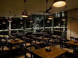 Birds Nest Resort - Thane