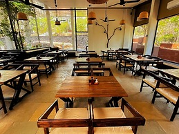 Birds Nest Resort - Thane