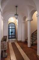 Navona Boutique House
