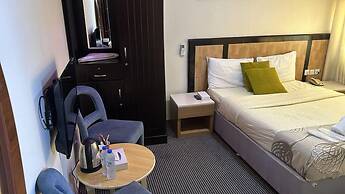 Sharjah Plaza Hotel