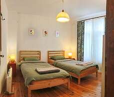 PORTALA Urban Lodge
