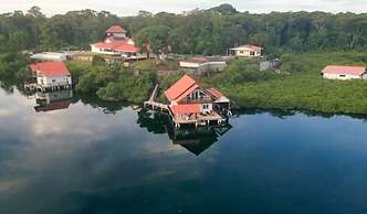 Six Pillars Resort