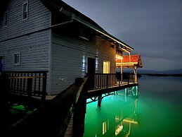 Six Pillars Resort