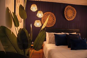 vanness hotel & villas