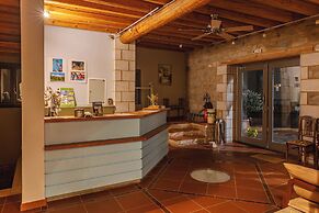 Taleton Eco Guesthouse