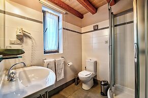 Taleton Eco Guesthouse