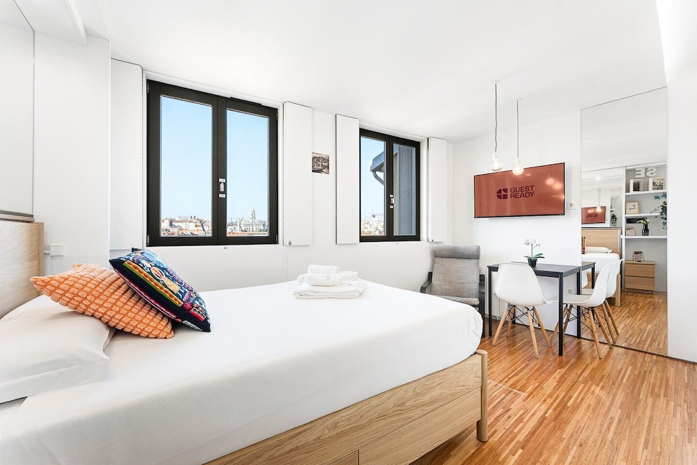 Guestready - Cathedral Design Apartments