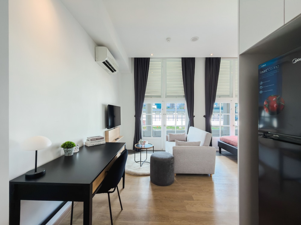 The White House Serviced Residences
