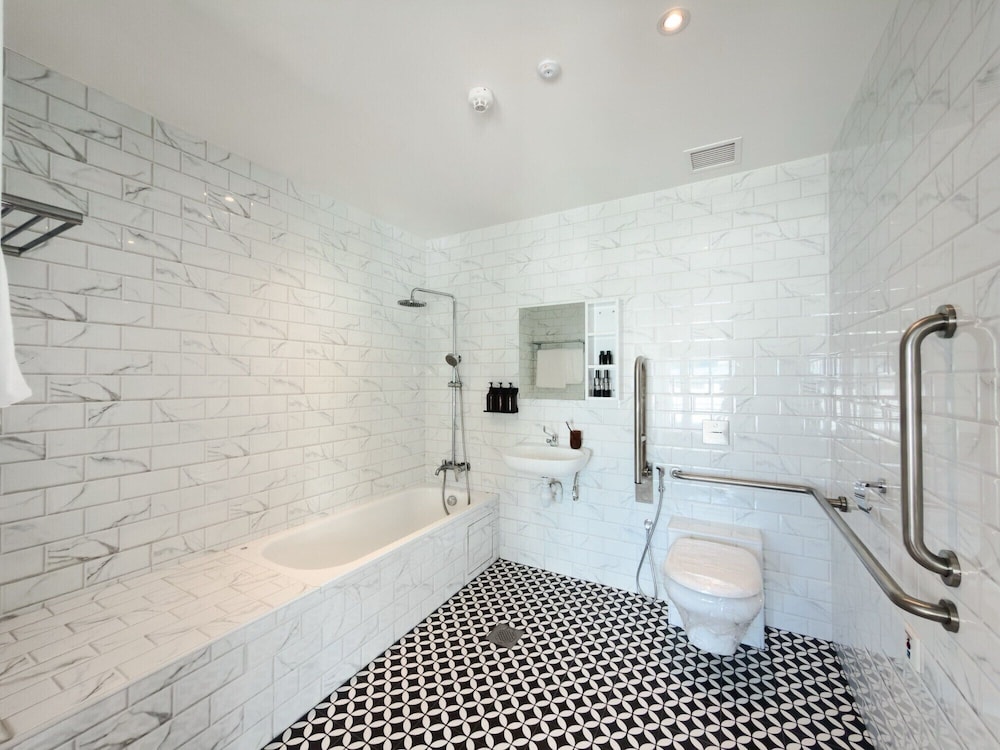 The White House Serviced Residences