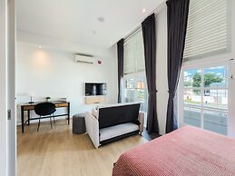 The White House Serviced Residences