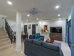 Brand New Private Pool Villa Chalong Phuket Mountain View