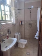 golden leaf apartment