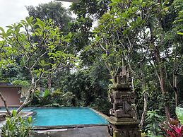 Raka Rai Bungalow