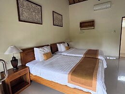 Raka Rai Bungalow