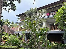 Raka Rai Bungalow
