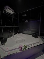 6 SENSES HOTEL