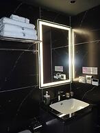 6 SENSES HOTEL