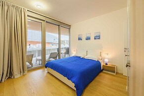 Waterfront Acquario House