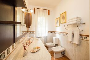Kriss Apartments