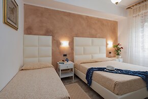 Kriss Apartments