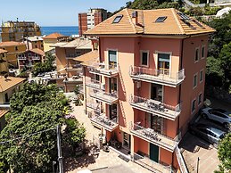Kriss Apartments