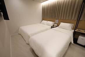 HOTEL SOONSU SUWON