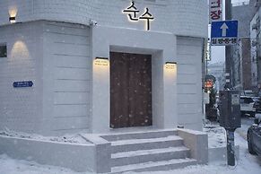 HOTEL SOONSU SUWON