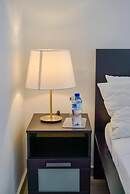 Studio Close to Agora Mall Sleeps 2