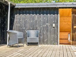 6 Person Holiday Home in Roslev