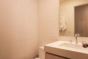 w Group-friendly 3BR w Balcony in Miraflores