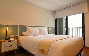 w Group-friendly 3BR w Balcony in Miraflores