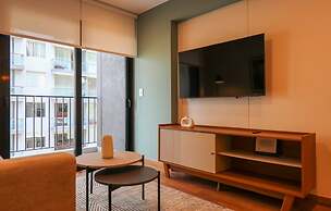 w Group-friendly 3BR w Balcony in Miraflores