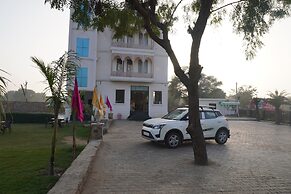 Eco Fort Resort