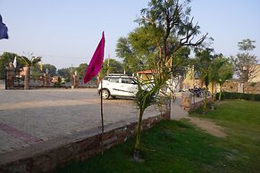 Eco Fort Resort
