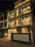 Hotel Shaurya Palace