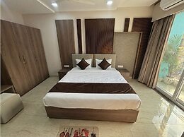 Hotel Shaurya Palace