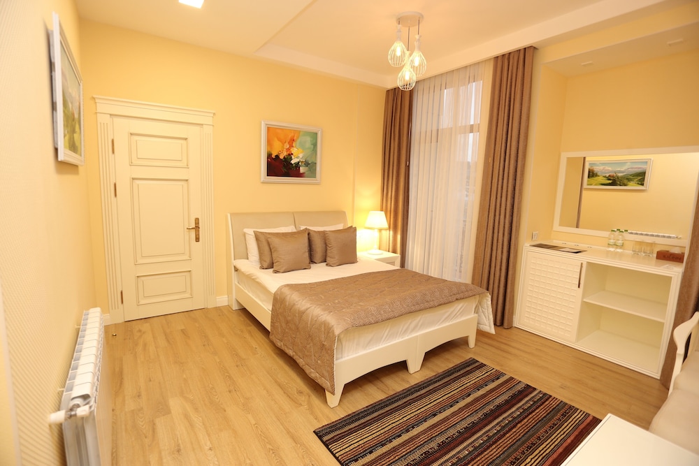 ILK INN HOTEL