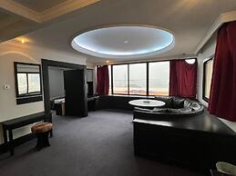 Summer Land Hotel