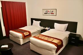 Summer Land Hotel
