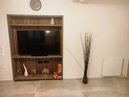 Frank Jimmy s Apartment I
