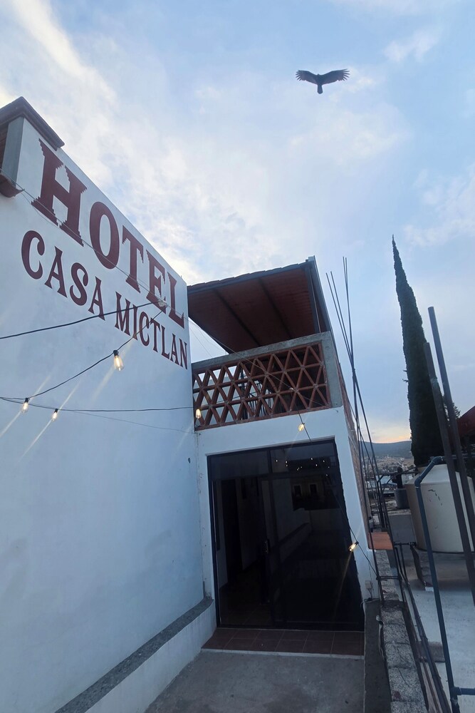 Hotel Casa Mictlan