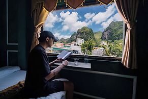 Ma Pi Leng Luxury Hotel Ha Giang