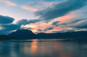 Sky of September Lugu Lake Hotel