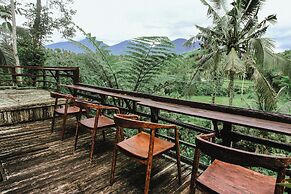 Four Mountains Villa Bedugul