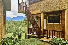 Four Mountains Villa Bedugul