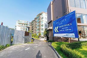City1BR Condo Pool Gym C261